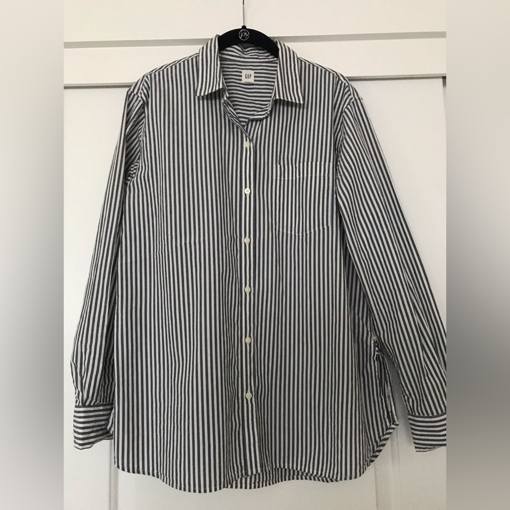 Gap Striped Oxford Short NWOT